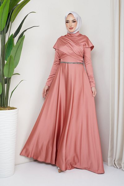 İmajButik Σατέν βραδινό φόρεμα με λεπτομέρεια μπροστά σε πούδρα και πέτρα στη μέση