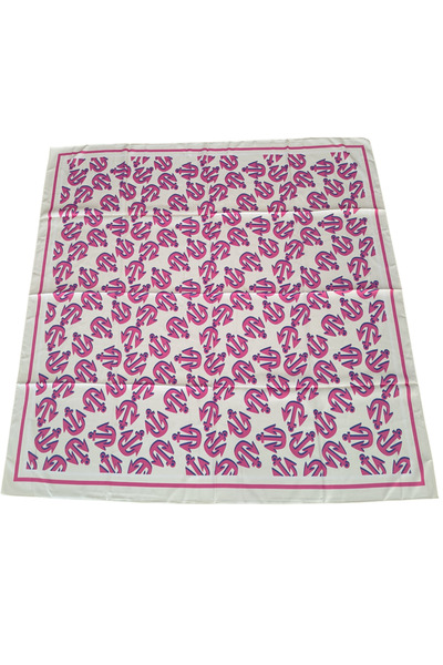TikiTonki Satin White Scarf with Pink Anchor Figure – 90X90