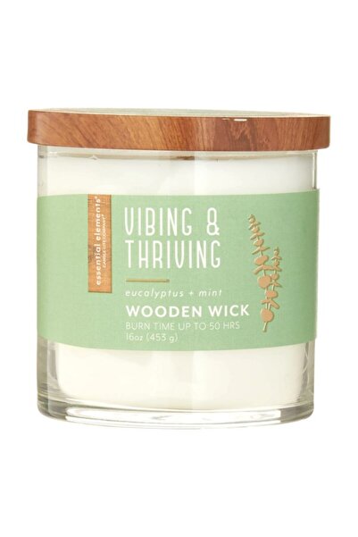 Candle-Lite شمعة معطرة بفتيل خشبي من Vibing and Thriving بسعة 453 جرام