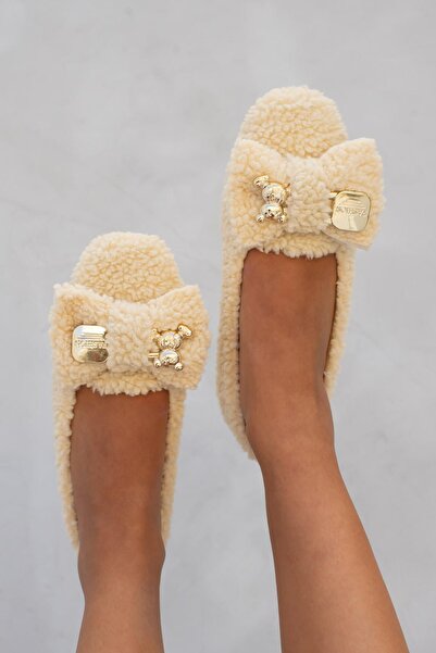 Beyond Cream Gurva Plush Home Flats - Με αγκράφα αρκουδάκι, 1cm Byndshr01