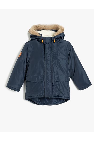 Koton Faux Fur Detailed Zippered Cap Pocket Hooded Coat