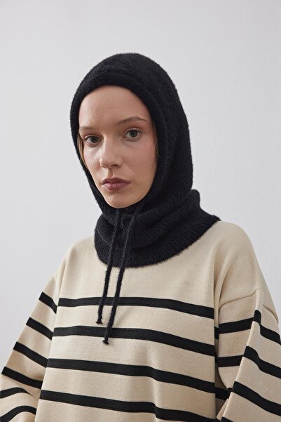 Fahhar Black Soft Thin Knit Balaclava Beanie