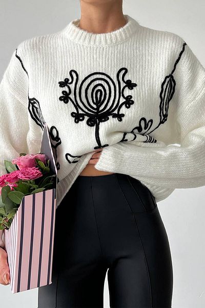 misigo CYCLING COLLAR FRONT ROPE EMBROIDERED KNITWEAR SWEATER ECRU