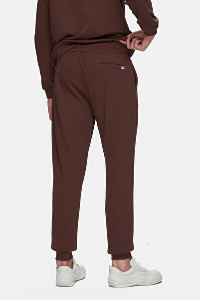 UCLA Ανδρική φόρμα αθλητικής φόρμας LUSKIN Σκούρο καφέ με τυπωμένη τυπική εφαρμογή