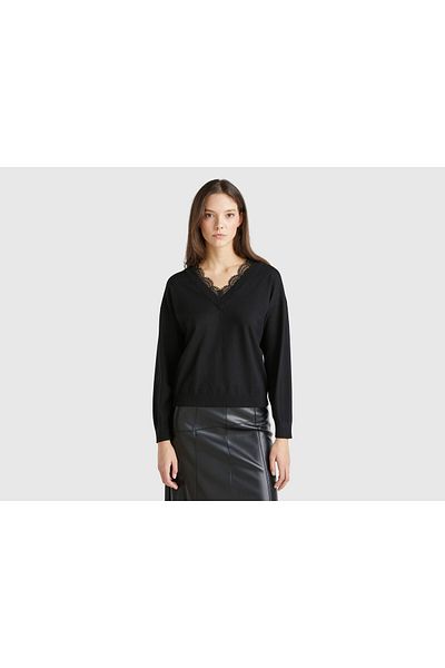 United Colors of Benetton Women's Black Viscous Blended Lace Detailed V-Neck Sweater