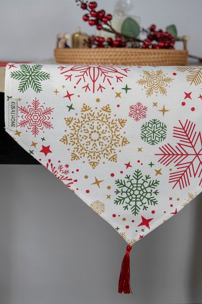 Kubalhome New Year's Concept Runner Tasseled 35 X 150 cm