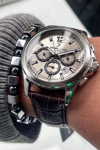 Daniel Klein New Season Sports Stylish Men's Watch and Bracelet Set - Steel Sleeve, All Functions Active