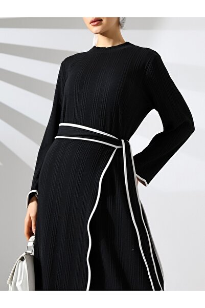 Modamorfo Stand Collar Knitted Crepe Waist Tied Two Piece Dress -Black