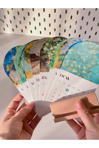 Hume Craft 2026 Van Gogh Temalı Ahşap Standlı Masaüstü Takvim, Özel Tasarım Masa Takvimi