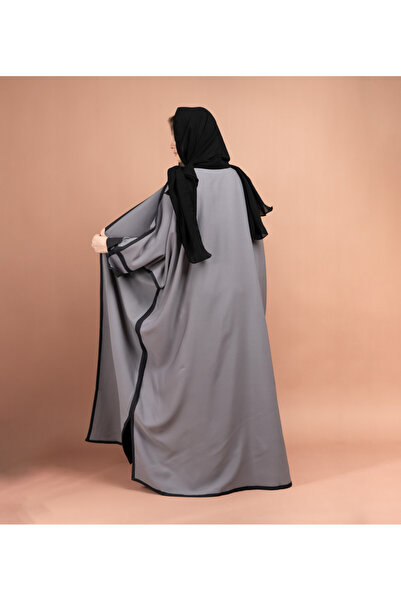IKKXA Formal Colored Emirati Abaya AIK5052