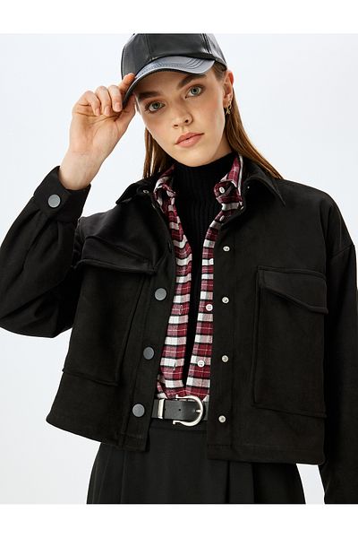 Koton Übergroße Hemdjacke in Wildlederoptik mit Taschendetail und Druckknopfverschluss
