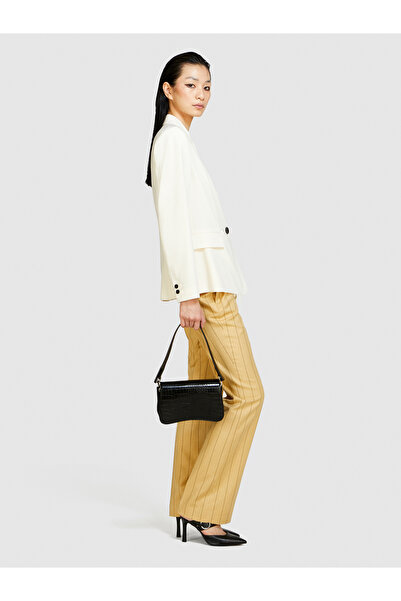 Sisley Γυναικείο μπουφάν με λεπτομέρεια τσέπης από κρεμ βισκοζέ μείγμα