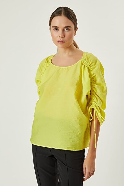 FEVER Kolu büzgülü rahat kesim bluz