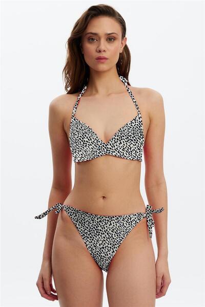 Louren B1621 Комплект бикини с покрит триъгълник