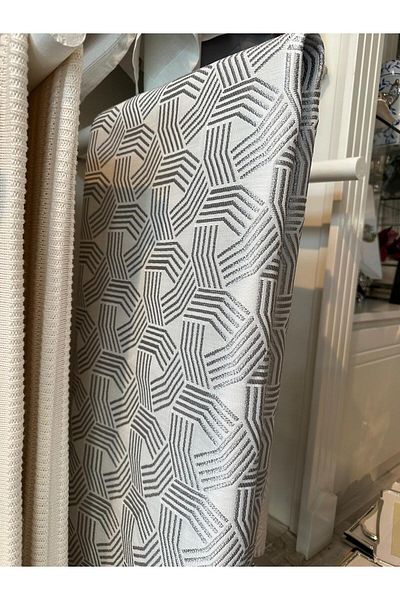 Gül Güler Geometry Pattern Tablecloth - 130*130 cm