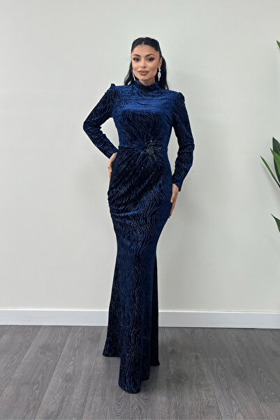 giyimmasalı فستان سهرة من القماش المخملي اللامع - أزرق داكن