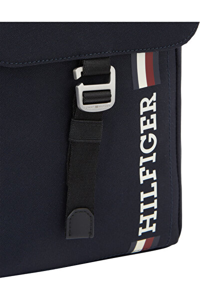Tommy Hilfiger Hilfiger Monotype Small Reporter Bag