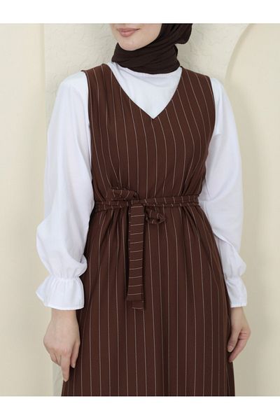 Modamorfo Gilet-Set – Hemd mit Streifen und Taillengürtel – Braun
