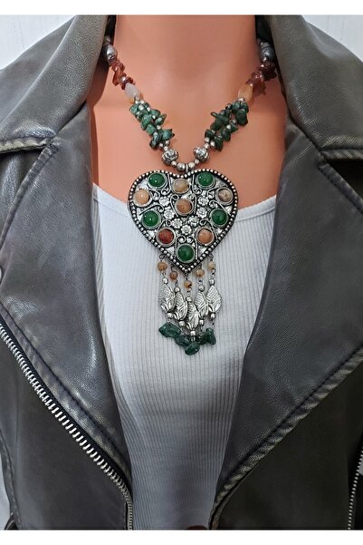 Virgo Metal Zemin Üzerine Renkli Hint Akik Taşı Kalp Kolye