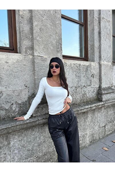 minaaise Жіночий екрю боді з бавовняної тканини з човниковим коміром 28338