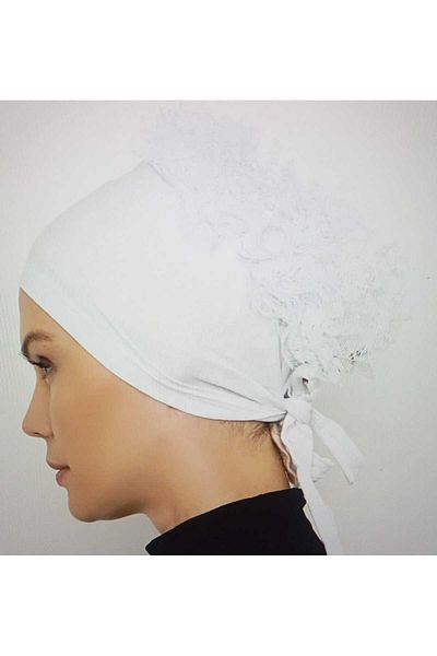 Store Ruffled Seamless Bonnet