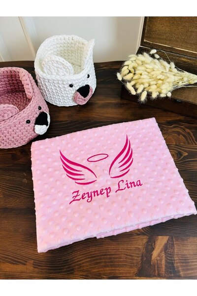 KARSU TASARIM Nakış İşlemeli İsimli Pembe Nohut Battaniye