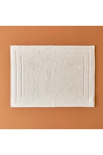 Bella Maison 100% Cotton Premium Dorita Foot Towel White (50X70 cm)