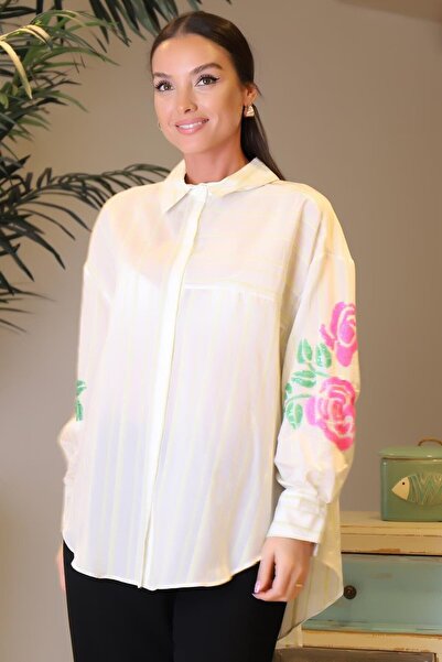 AYHAN KOLLARI PUL İŞLEMELİ EKRU KADIN GÖMLEK