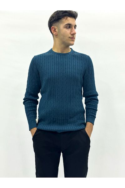 MCL O-Neck Sweater