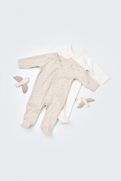 BabyCosy Set 2 salopetele cu maneca lunga si pantaloni lungi cu botosei, Crem cu buline,