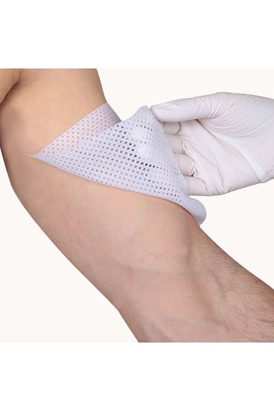 Advancis Medical UK Silflex 20 سم × 30 سم - طبقة اتصال للجروح من السيليكون الناعم × 1 قطعة