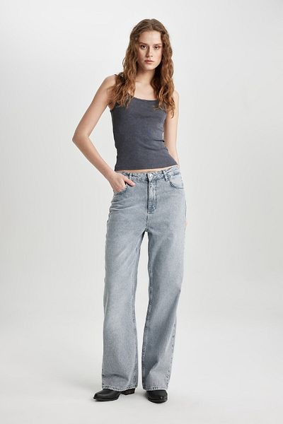 DeFacto Top typu U Neck Slim Fit Ribana - efekt sprania, wąski krój C2621ax24sp