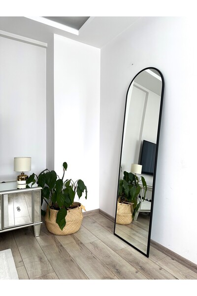 EFFE YAPI DEKOR 180*60 Cm Siyah Metal Çerçeveli Ayaklı Boy Aynası