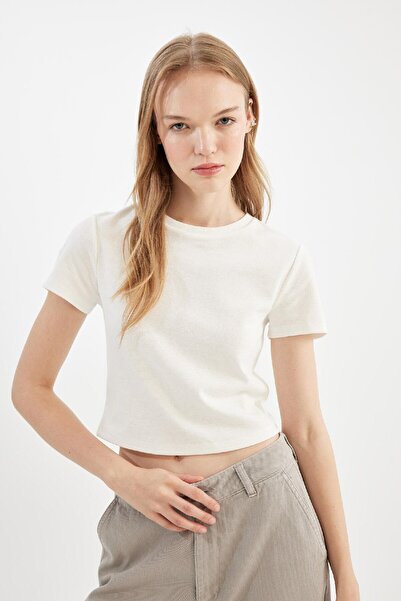 DeFacto Koszulka Cool Fitted Crew Neck Rib Basic Plain Short Sleeve White T-Shirt T9631az24au