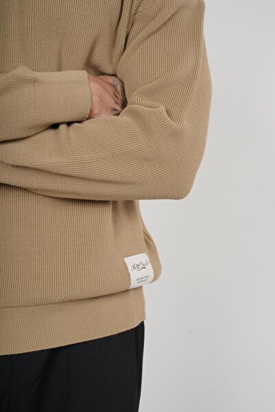 Butik Trend Biz Crew Neck Label Λεπτομερές πλεκτό πουλόβερ με φόρμα μεγάλου μεγέθους