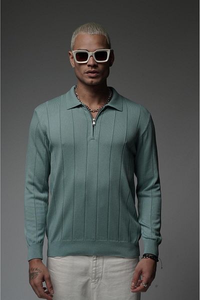Butik TREND WE Плетена пуловер с половин цип и поло яка, стандартна кройка