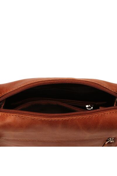 VOI Mestská kovbojská kabelka Clark z kože 21 cm