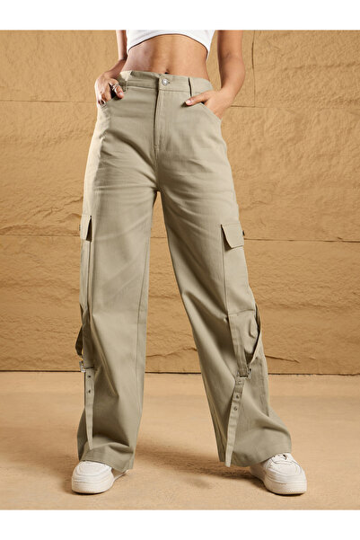 Sassafras By Styli Pocket Loop Detail Cargo Pants