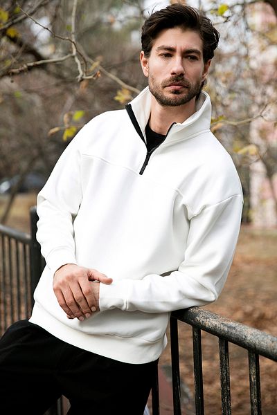 Buratti Regular Fit Cotton Lining Soft Raised Winter Sweat Men's Sweat 59053431