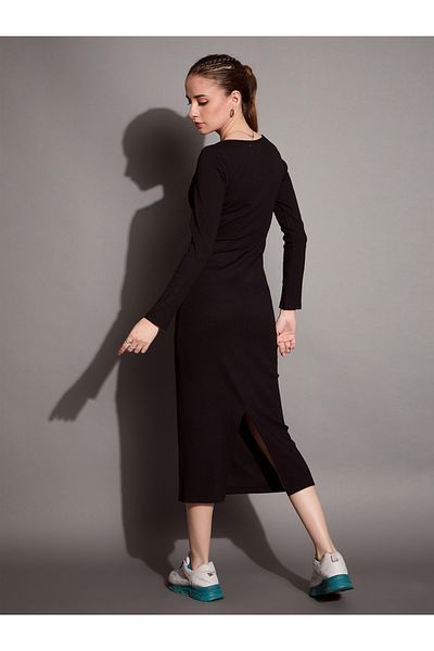 Sassafras By Styli Ribbed V Neck Bodycon Midi Dress