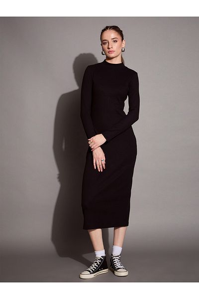 Sassafras By Styli Ribbed Bodycon Midi Dress with Back Slit