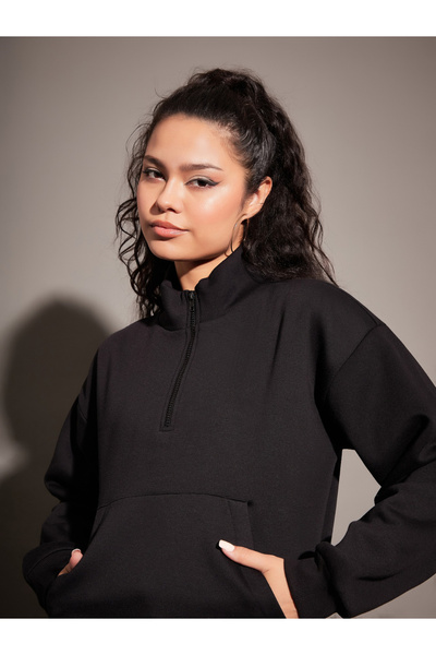 Sassafras By Styli Regular Fit Half Zip Placket Fleece Sweatshirt