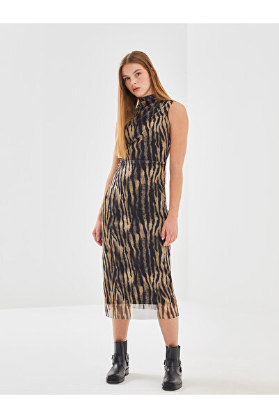 LC Waikiki LCW Vision Gri Baskılı Dökümlü Yaka Desenli Kadın Elbise