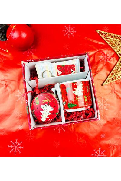 Gift Moda Yılbaşı Tasarımlı Kutulu Hediye Seti