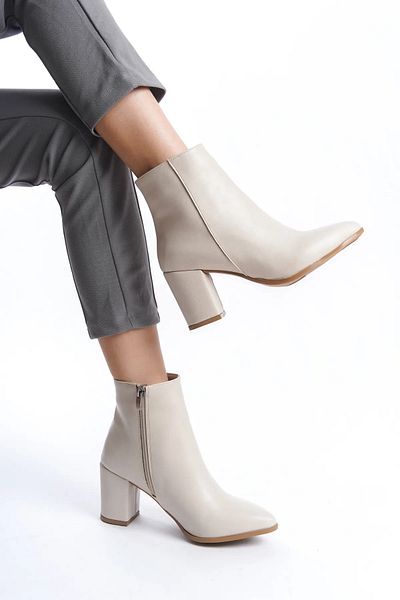 Şenpa Beige Skin Women's Heeled Flat Pointed Boots-Bootie