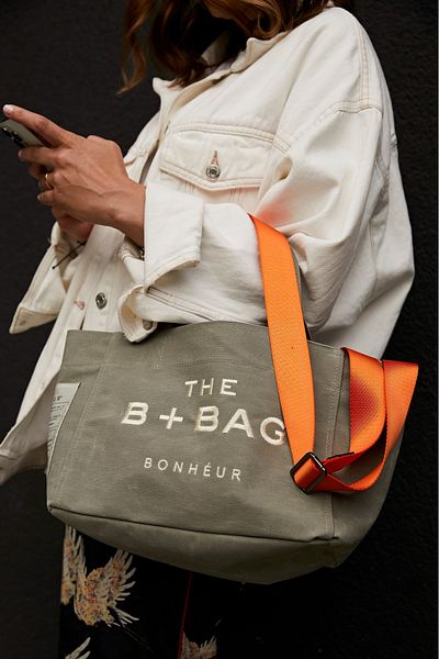 Bonheur Canvas Milky Green Small Tote Bag