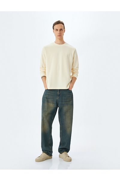 Koton Basic Crew Neck Sweatshirt with Cotton Blend