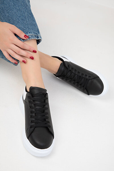 SOHO Siyah-Beyaz Rugan Kadın Sneaker 19845