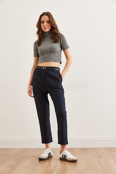 Olalook Navy Blue Polyviscose Carrot Women's Trousers with Belt and Pockets Pnt- 19000306