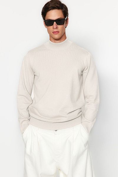 Trendyol Collection Halber Rollkragenpullover in Ecru - TMNAW24KZ00055